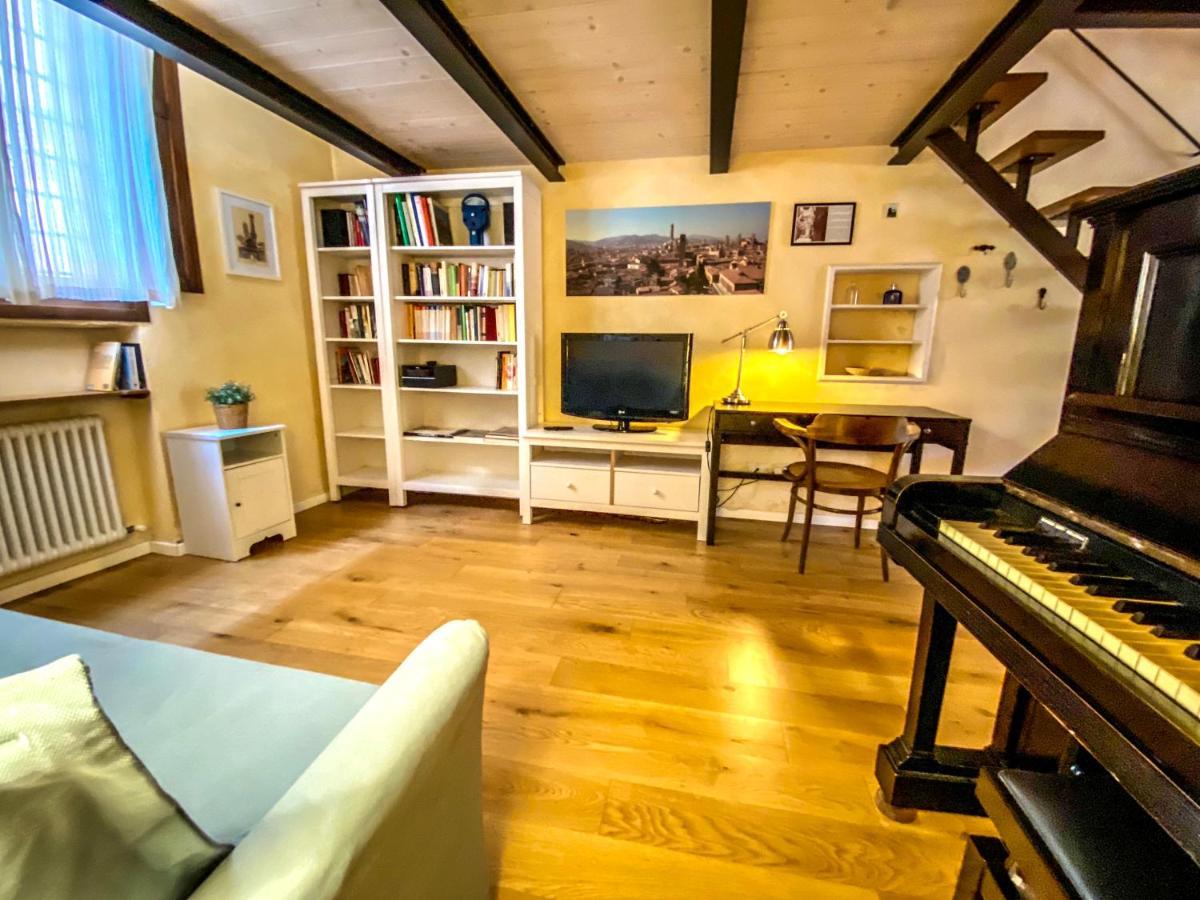 The Pianist S House In The Heart Of Bologna公寓 外观 照片