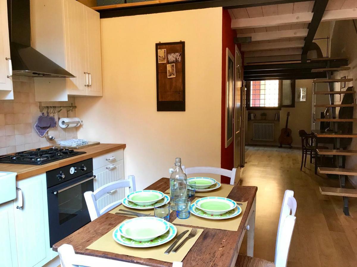 The Pianist S House In The Heart Of Bologna公寓 外观 照片