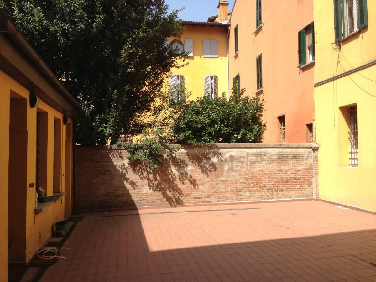 The Pianist S House In The Heart Of Bologna公寓 外观 照片